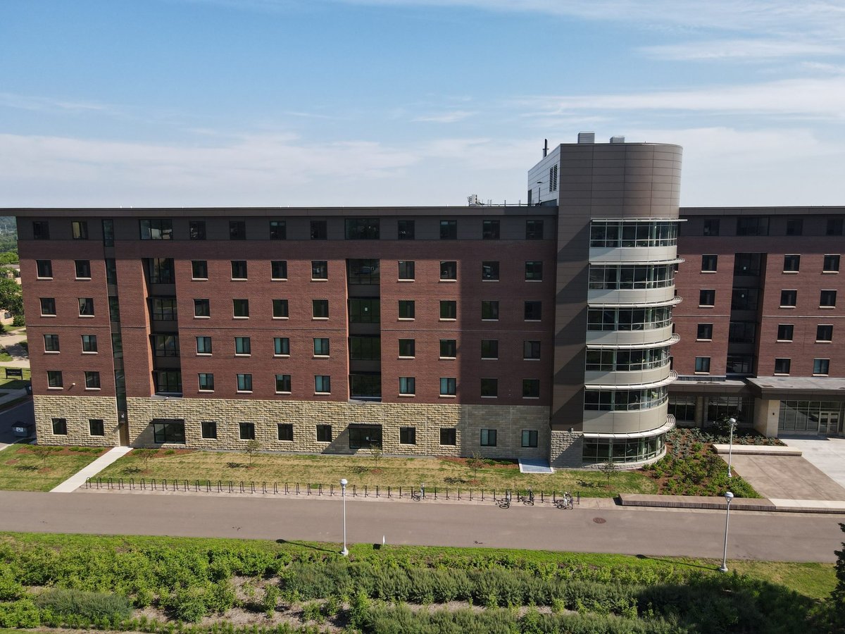 university-of-wisconsin-eau-claire-residence-hall-4